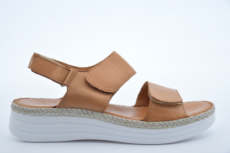 Charlotte  0523609-062