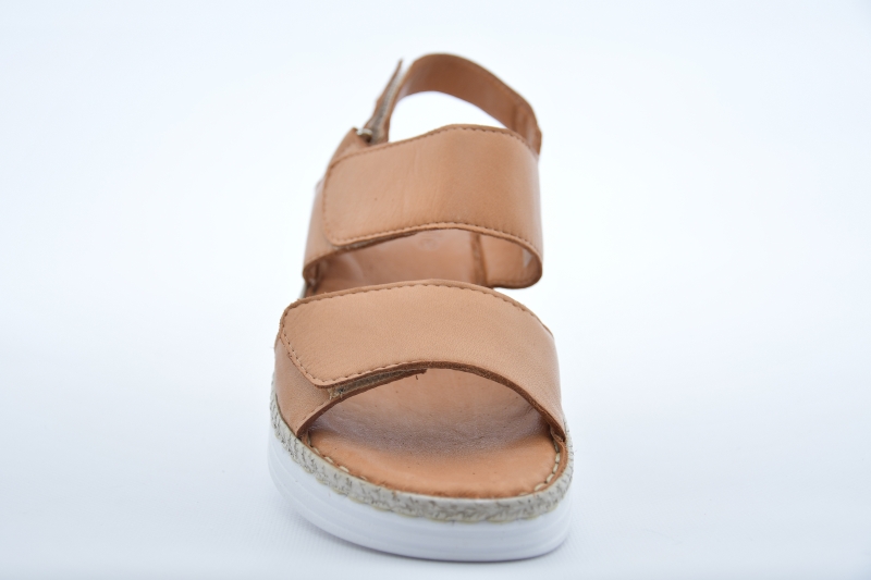 Charlotte  0523609-062